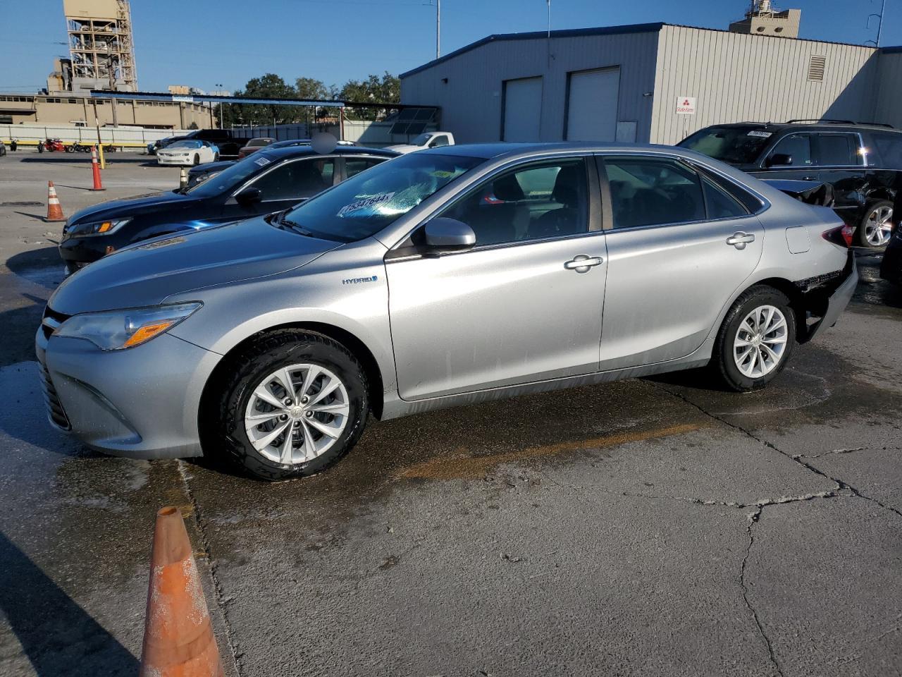 2017 TOYOTA CAMRY HYBR