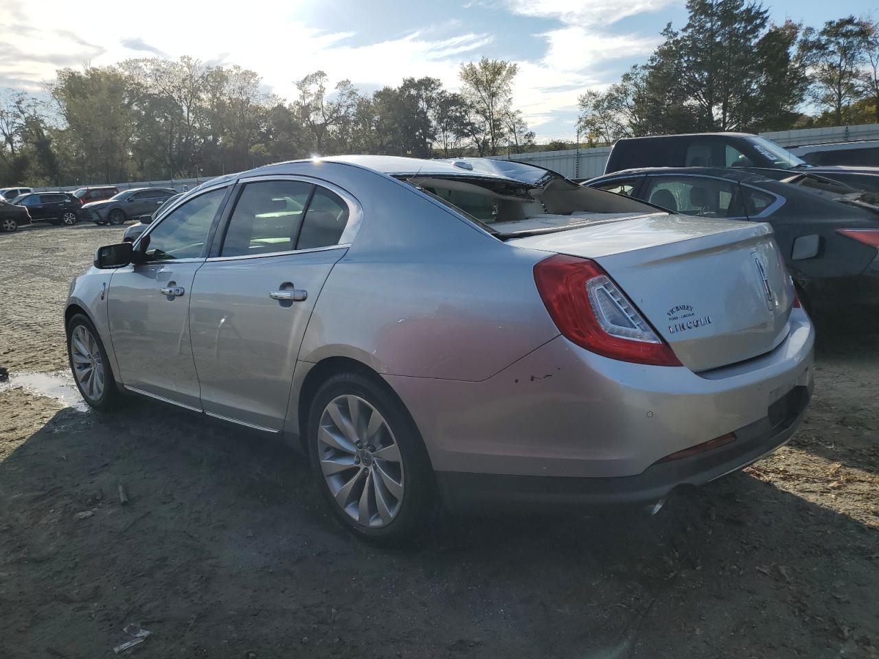 2013 LINCOLN MKS - Image 2
