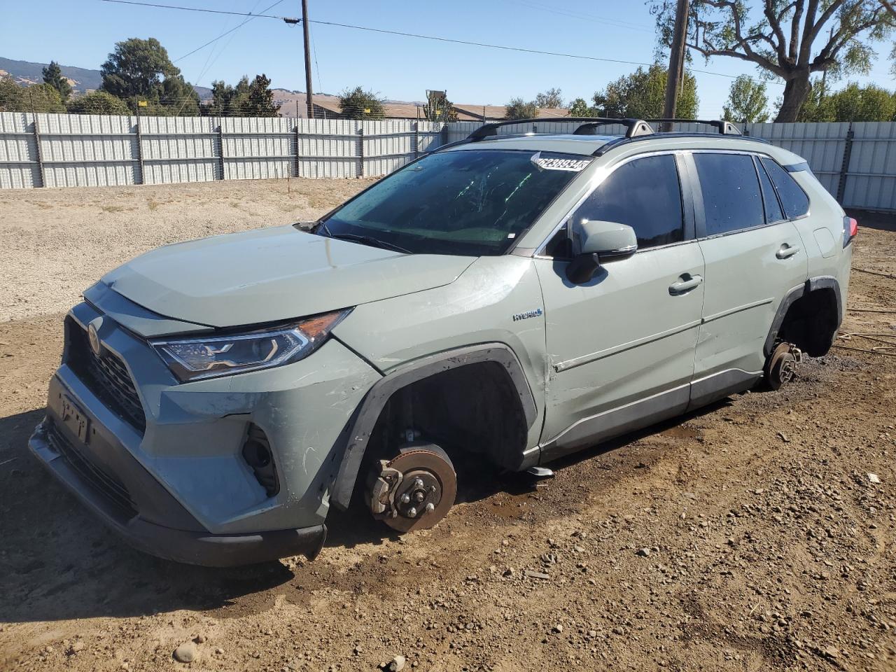 2020 TOYOTA RAV4 XLE car image