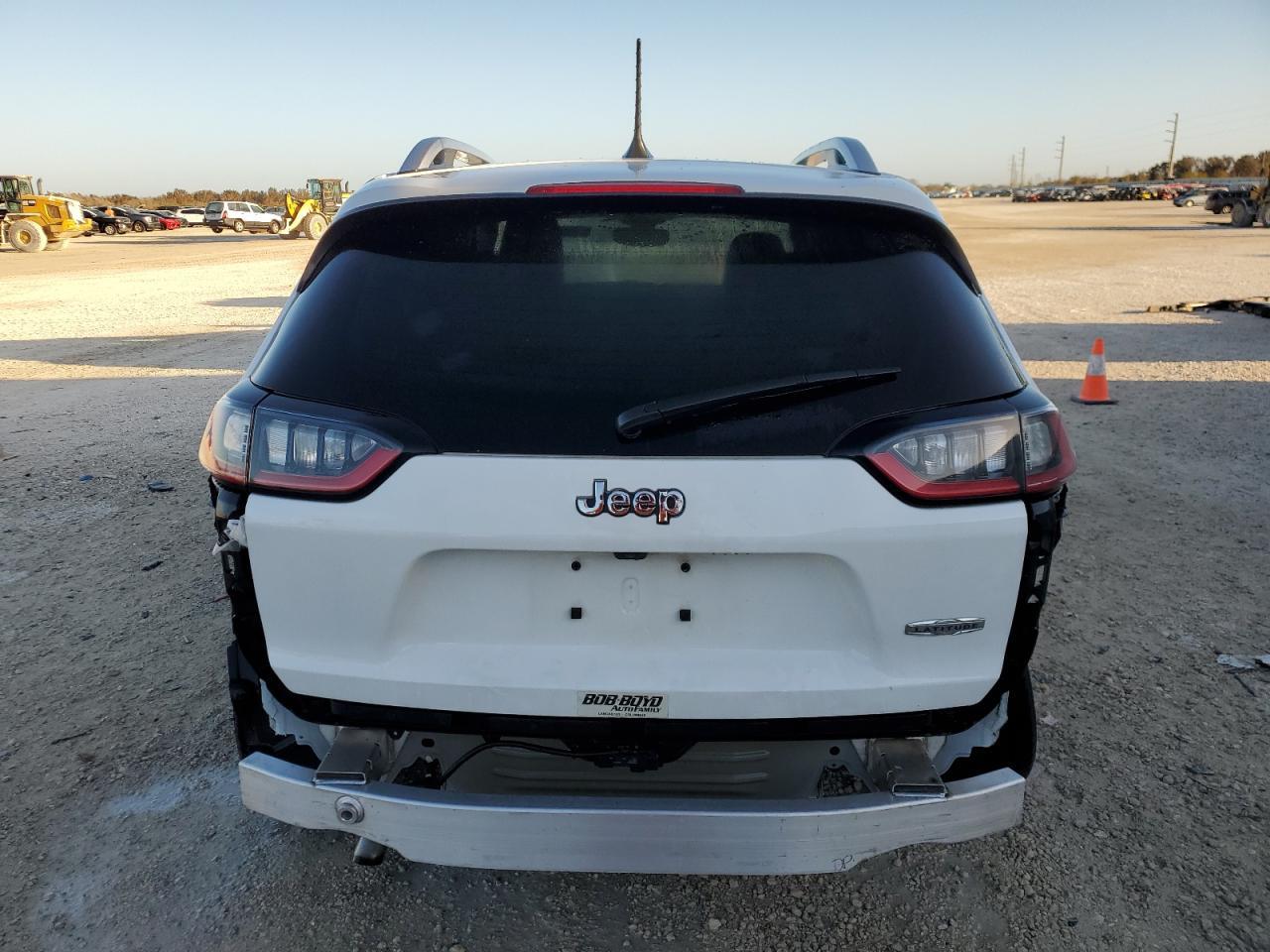 2019 JEEP CHEROKEE L - Image 6
