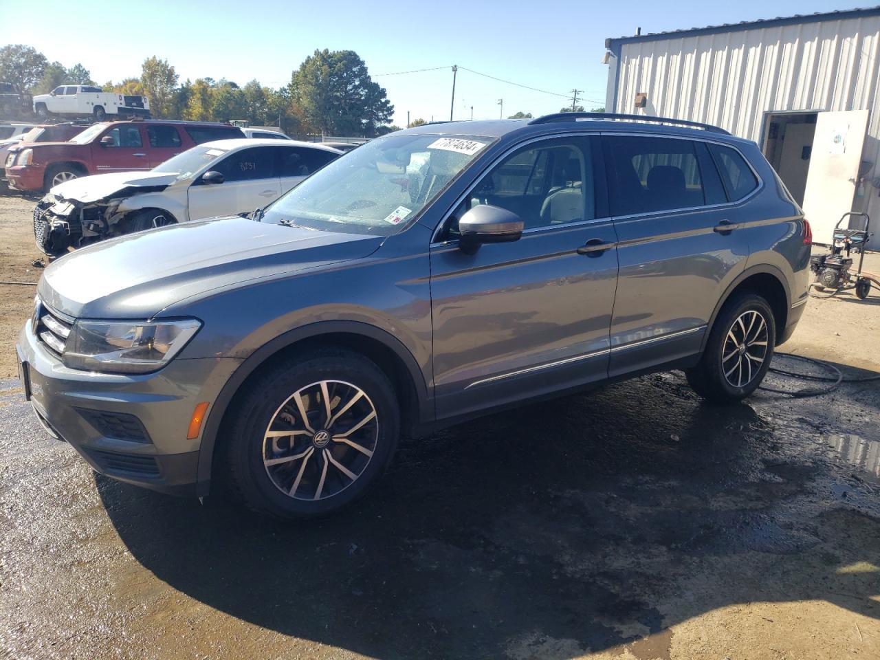 2021 VOLKSWAGEN TIGUAN SE