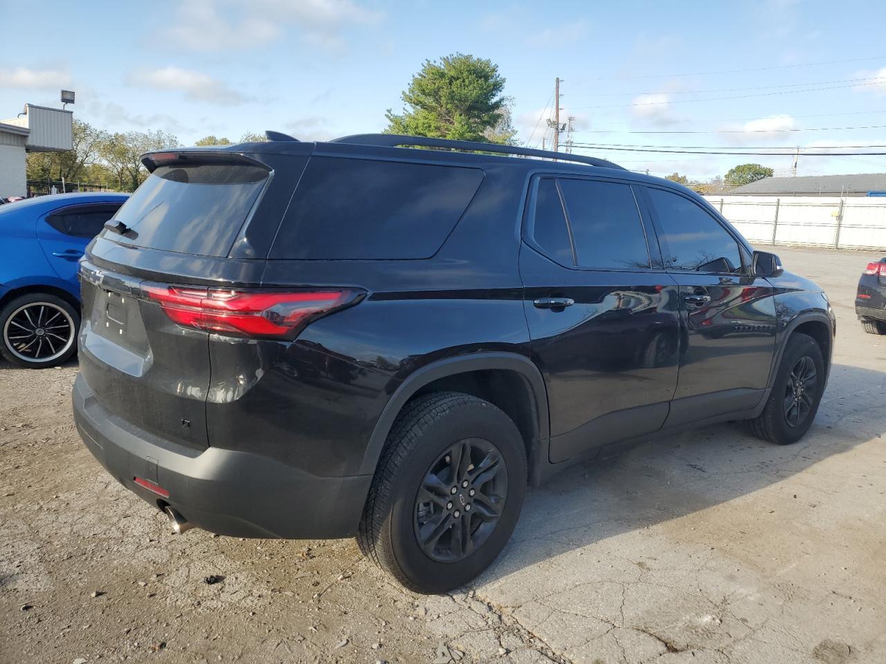 2023 CHEVROLET TRAVERSE L - Фото 3