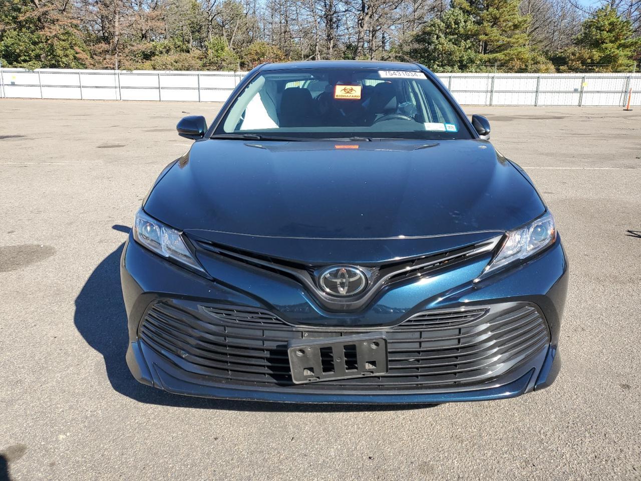2020 TOYOTA CAMRY LE - Фото 5