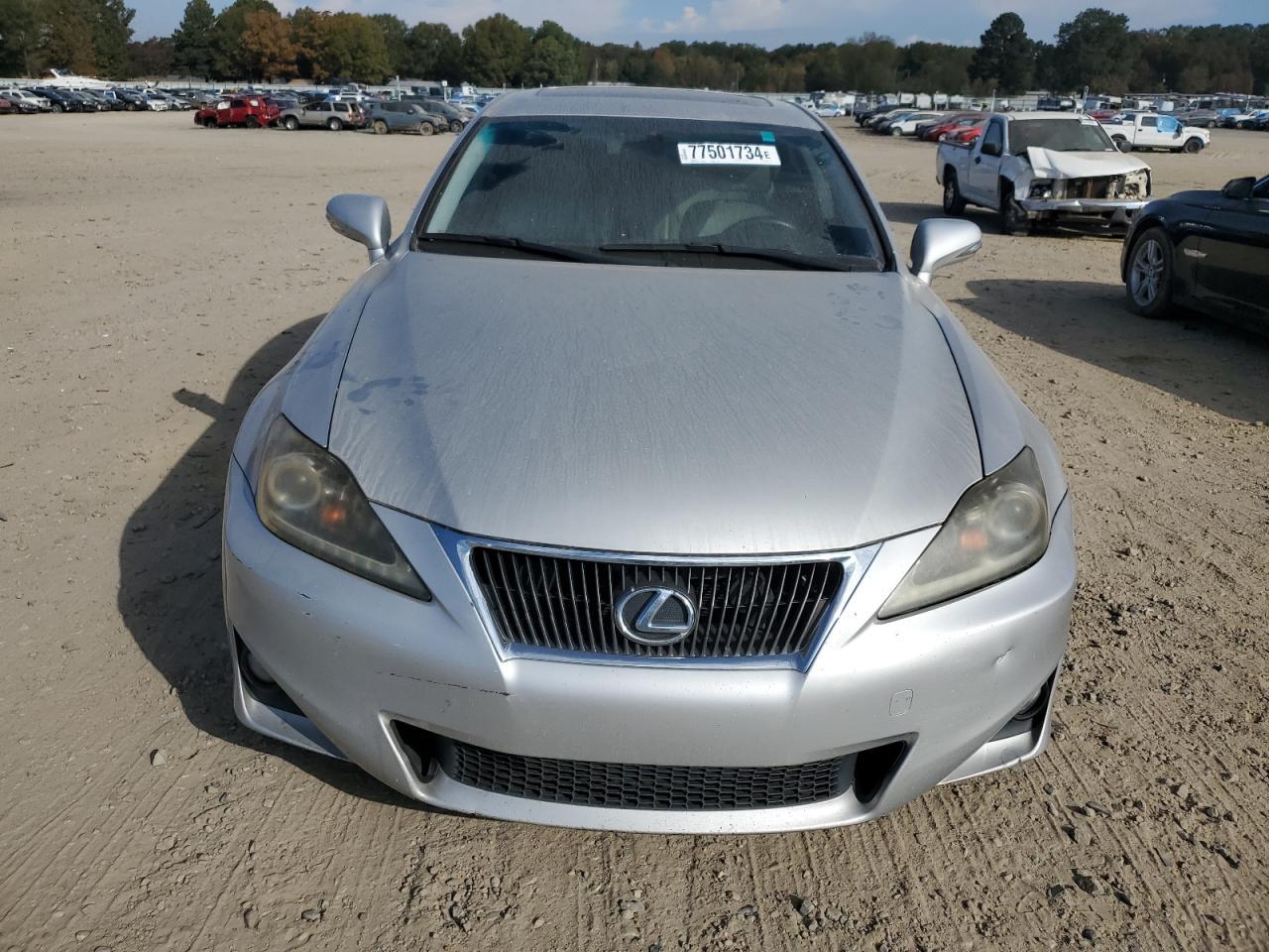 2011 LEXUS IS 250 - Image 5