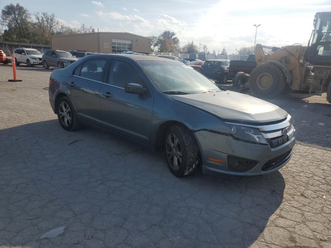 2012 FORD FUSION SE - Image 4