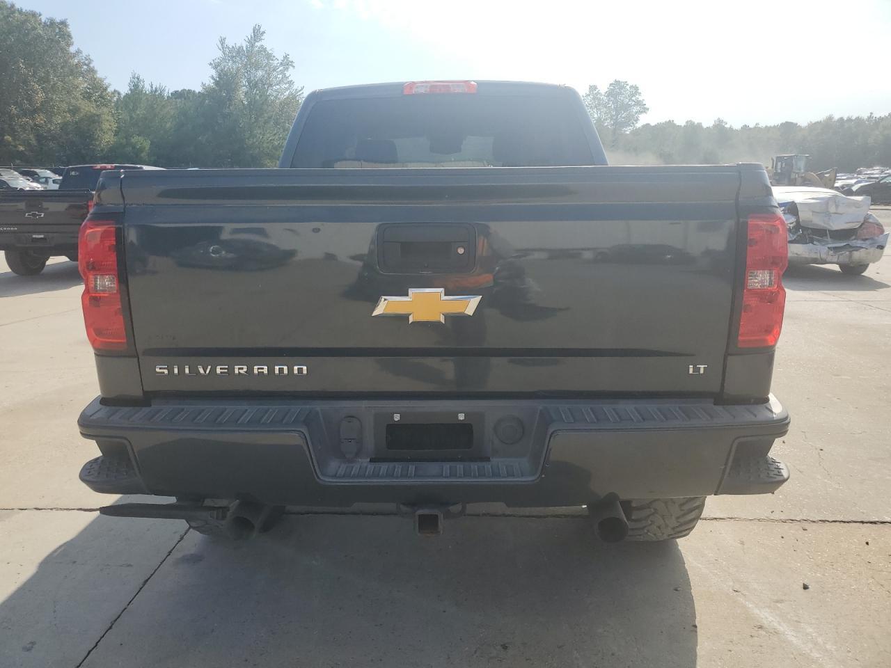 2017 CHEVROLET SILVERADO - Image 6
