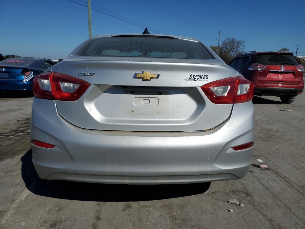 2017 CHEVROLET CRUZE LS - Image 6