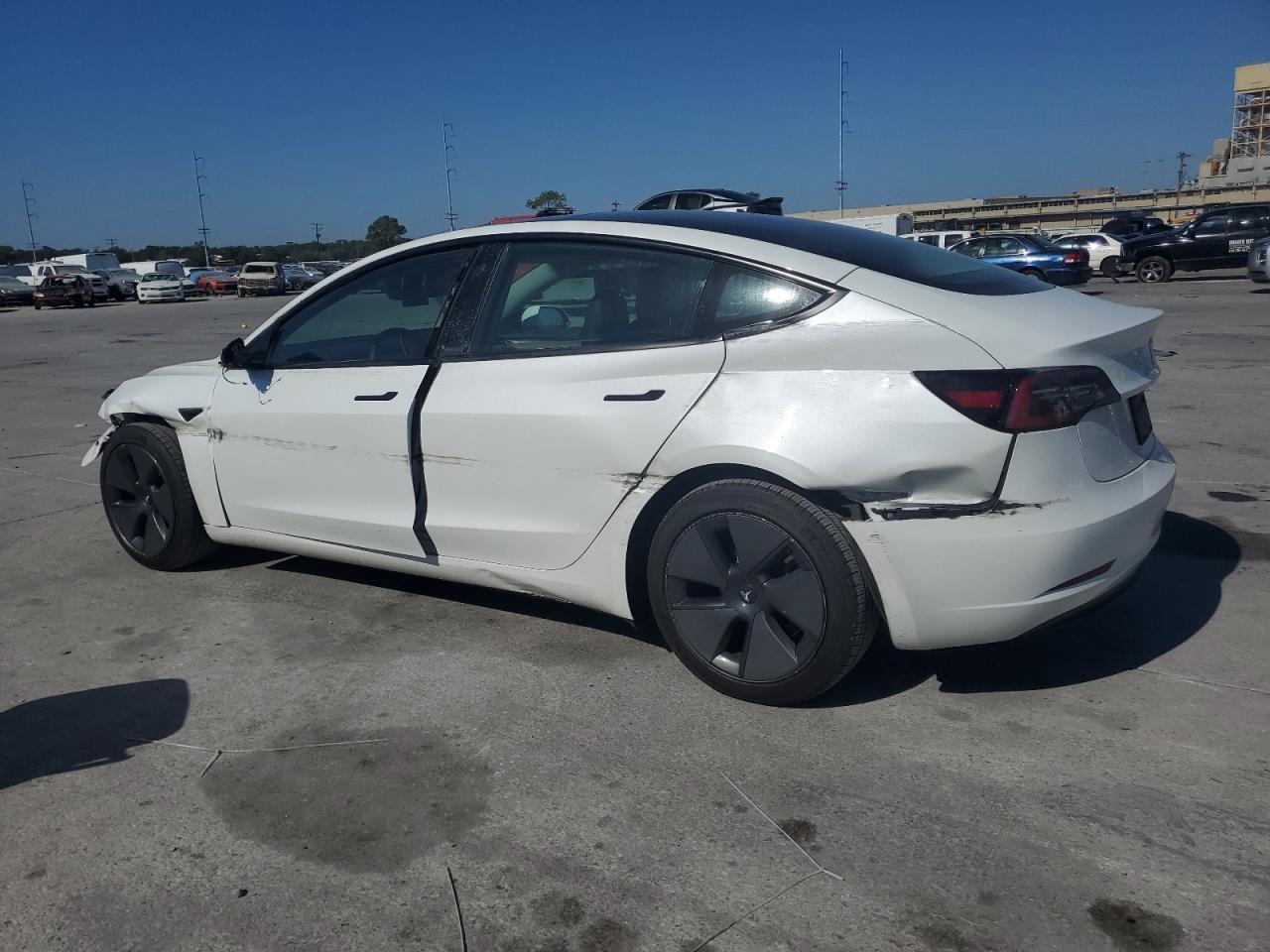 2023 TESLA MODEL 3 - Image 2