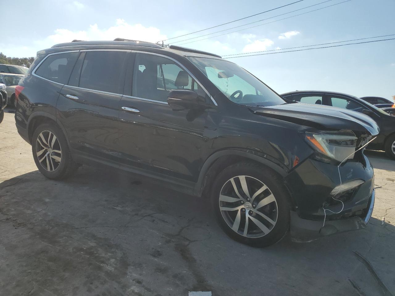 2017 HONDA PILOT EXL - Image 4