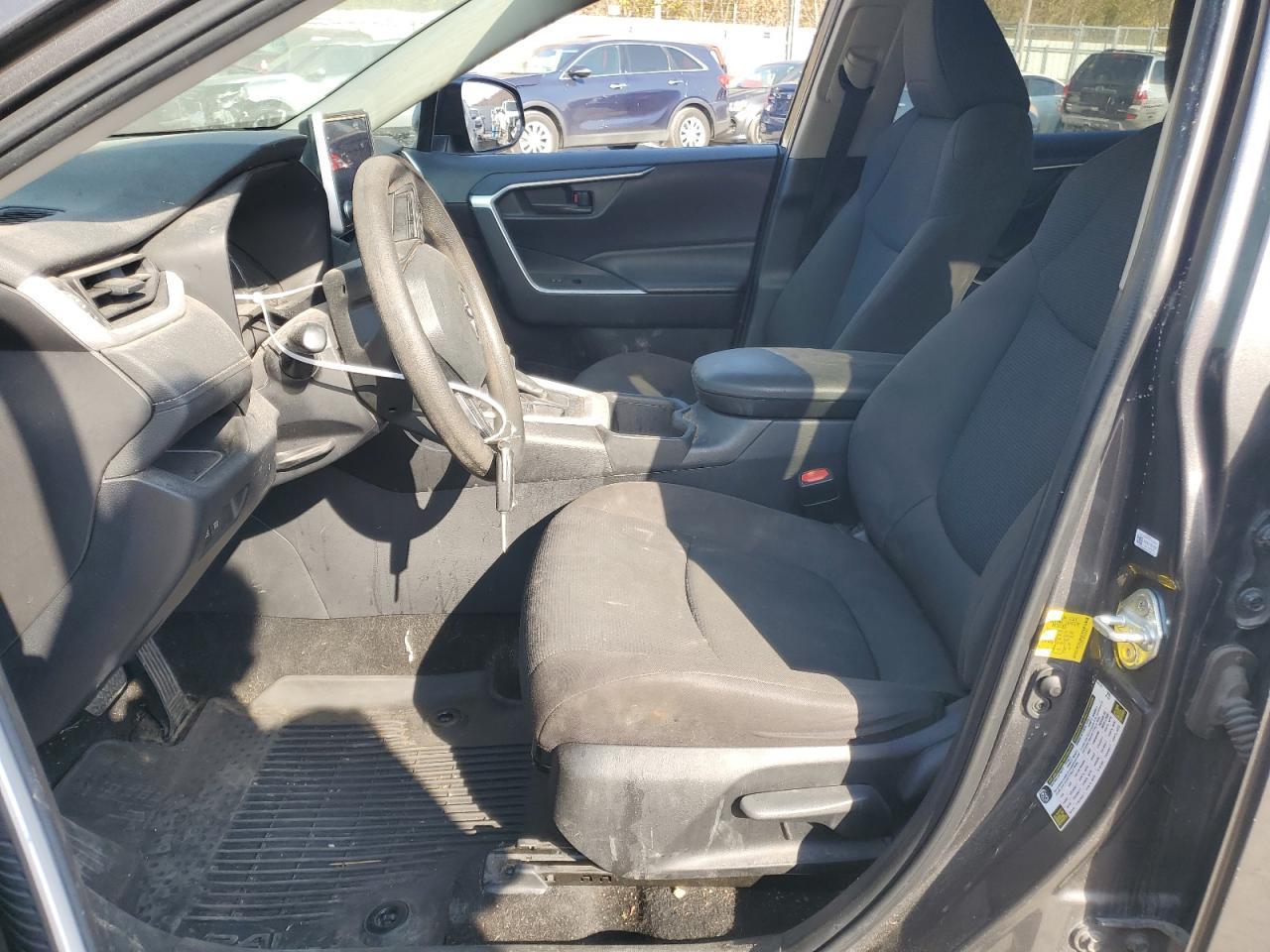 2023 TOYOTA RAV4 LE - Image 7