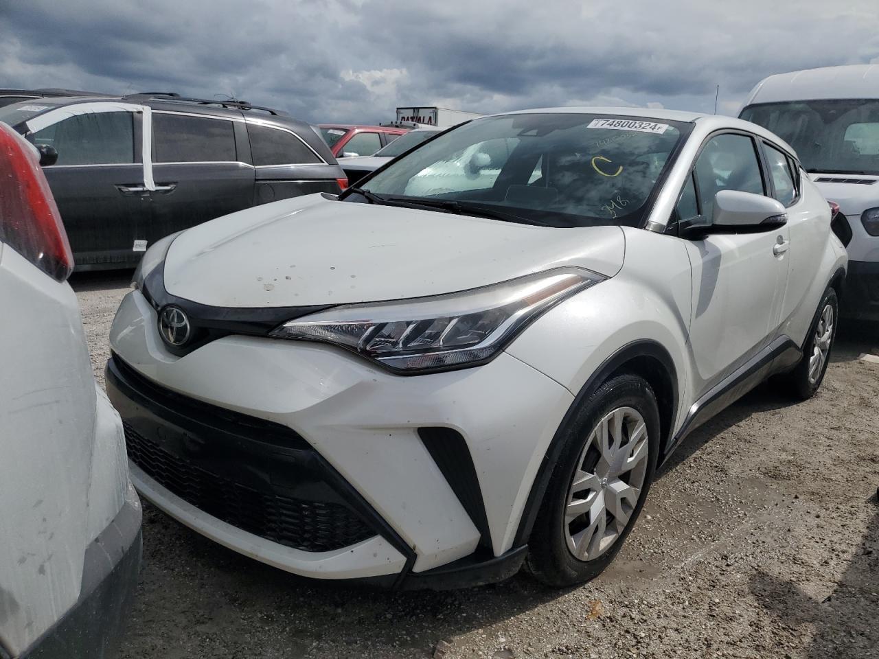 2021 TOYOTA C-HR XLE