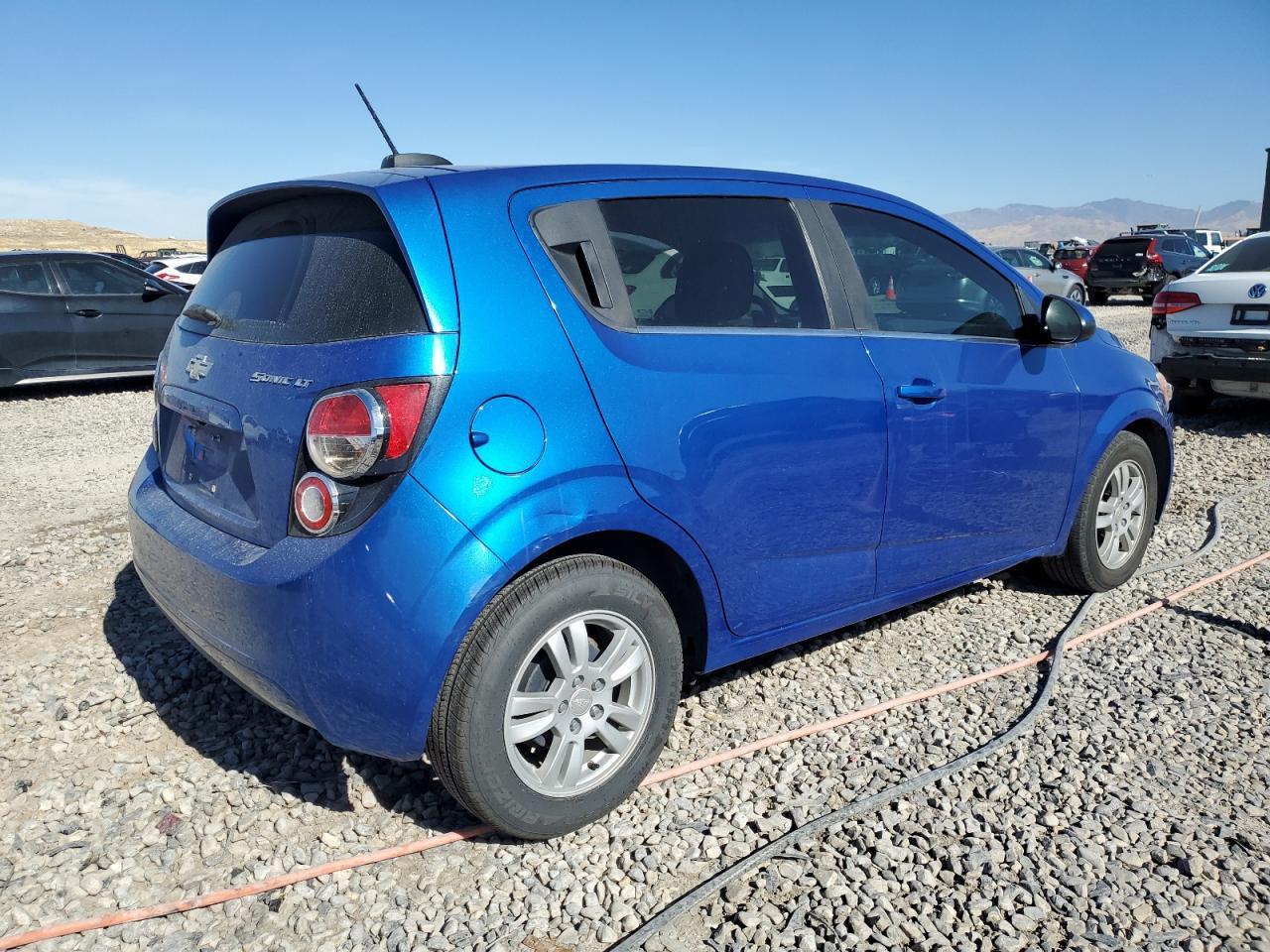 2016 CHEVROLET SONIC LT - Image 3