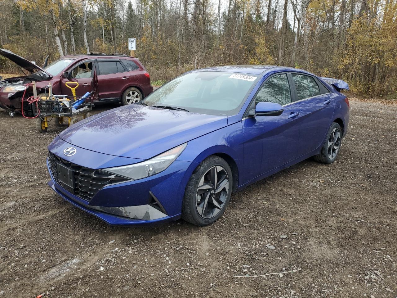 2023 HYUNDAI ELANTRA SE