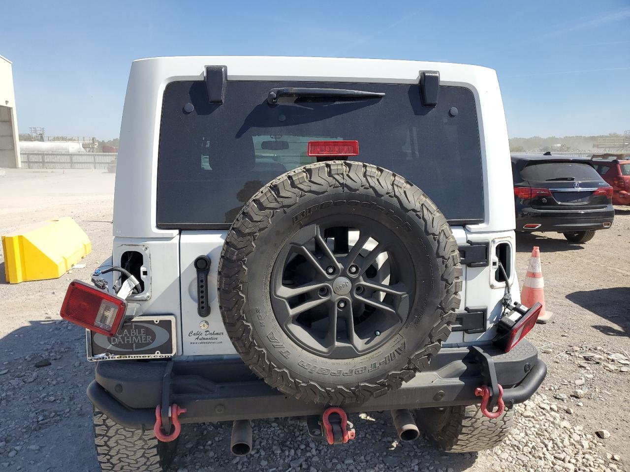 2017 JEEP WRANGLER U - Фото 6
