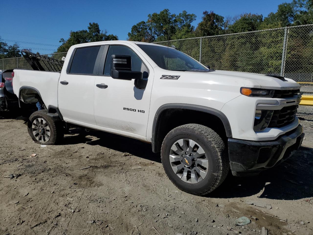 2024 CHEVROLET SILVERADO - Image 4