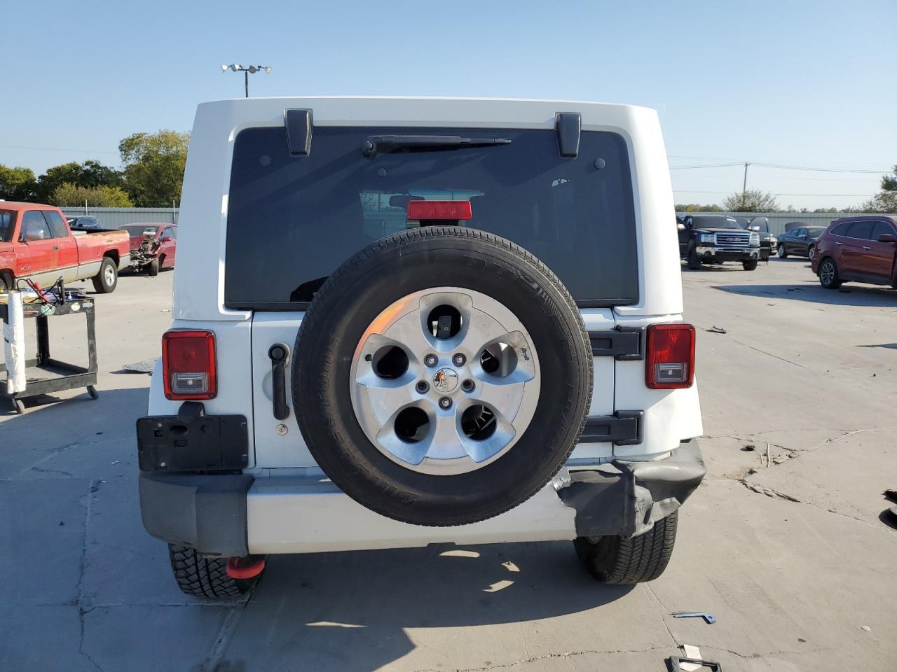 2015 JEEP WRANGLER U - Image 6