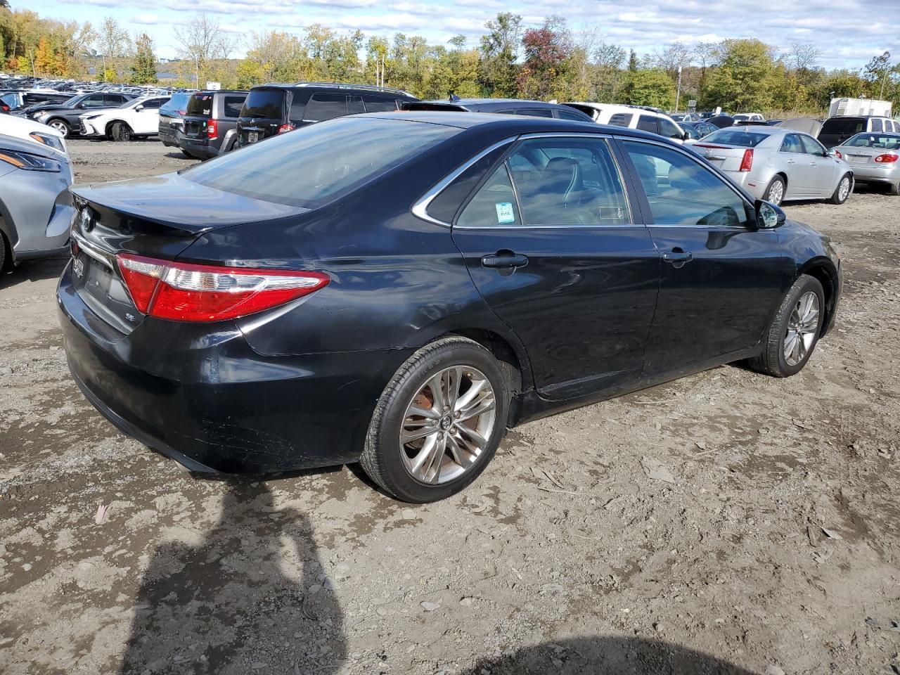 2017 TOYOTA CAMRY LE - Фото 3