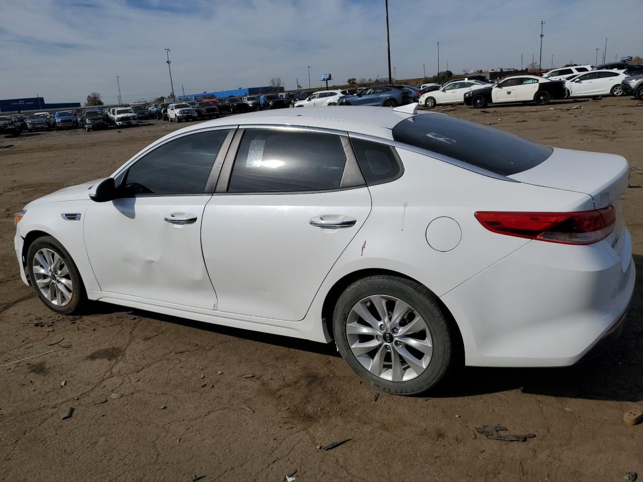 2016 KIA OPTIMA LX - Фото 2