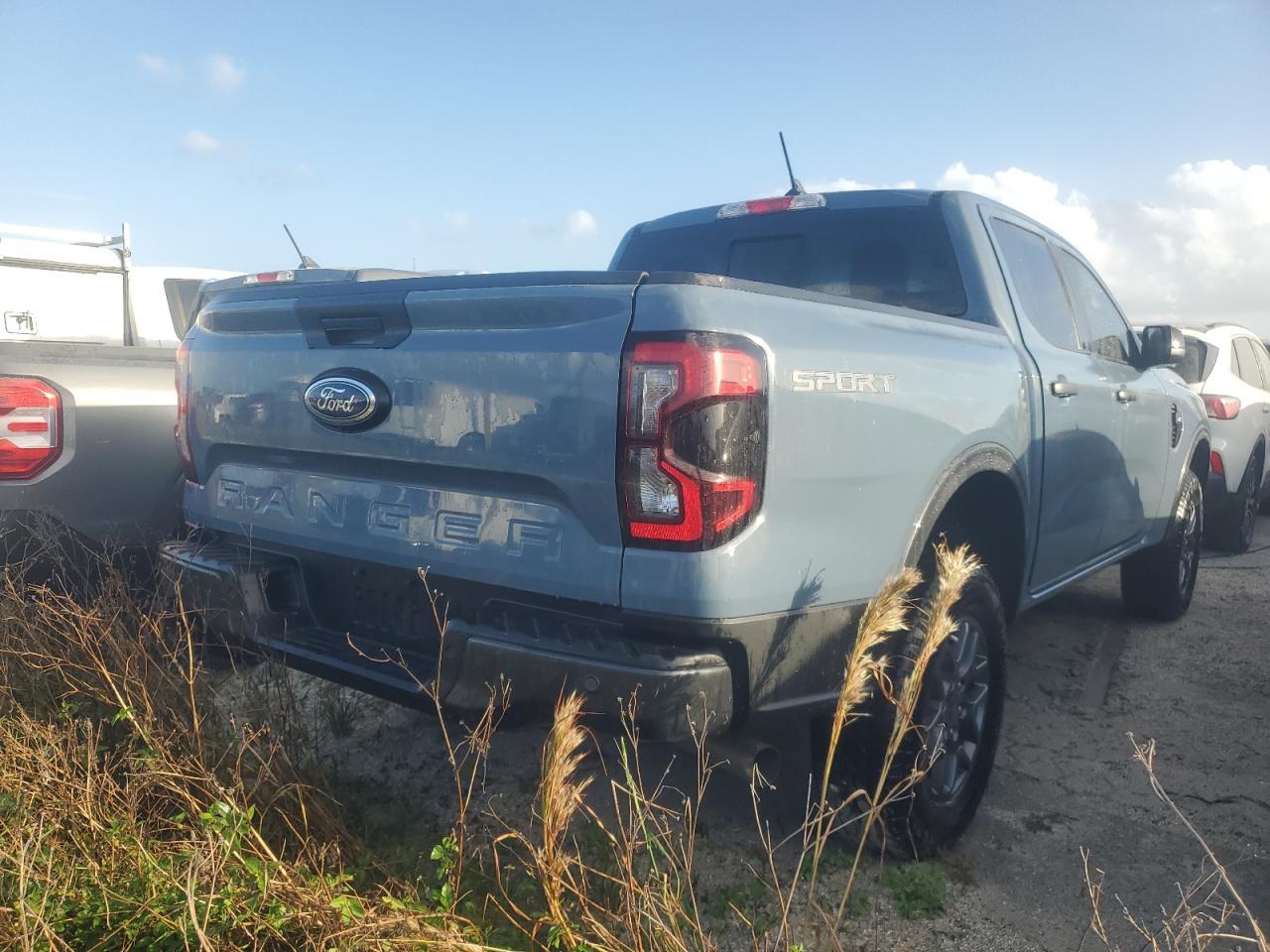 2024 FORD RANGER XLT - Фото 3