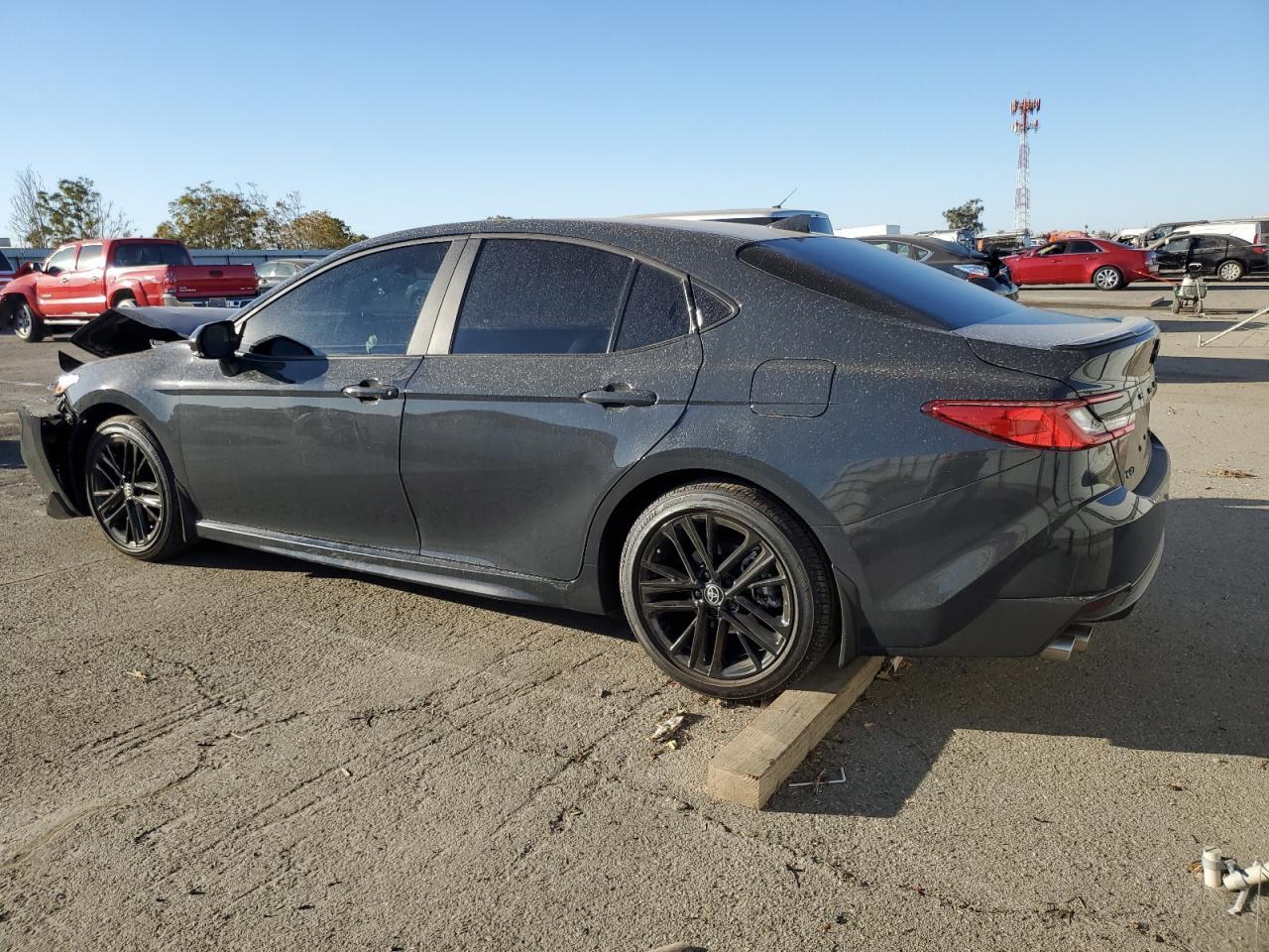 2025 TOYOTA CAMRY XSE - Фото 2