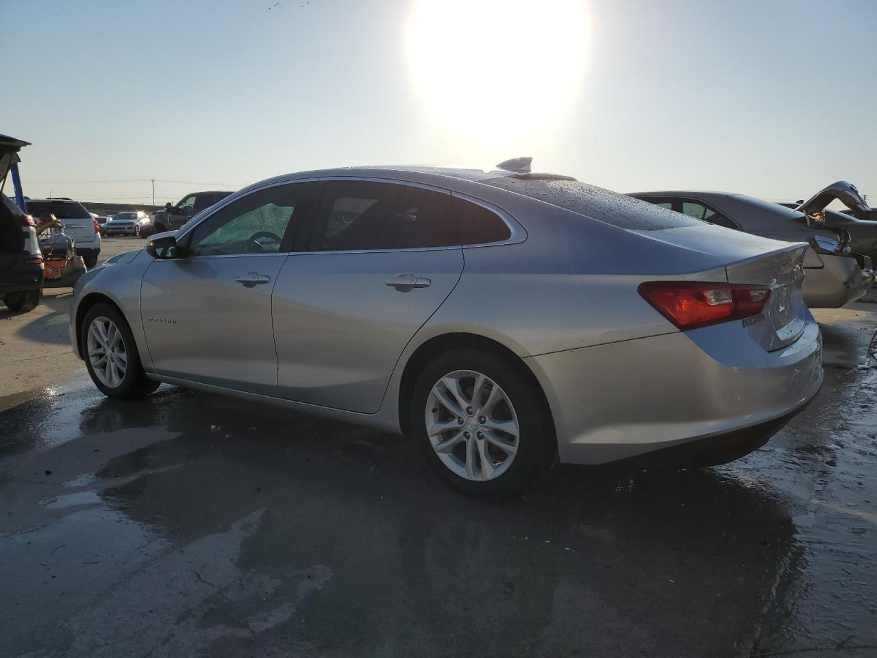 2017 CHEVROLET MALIBU LT - Фото 2