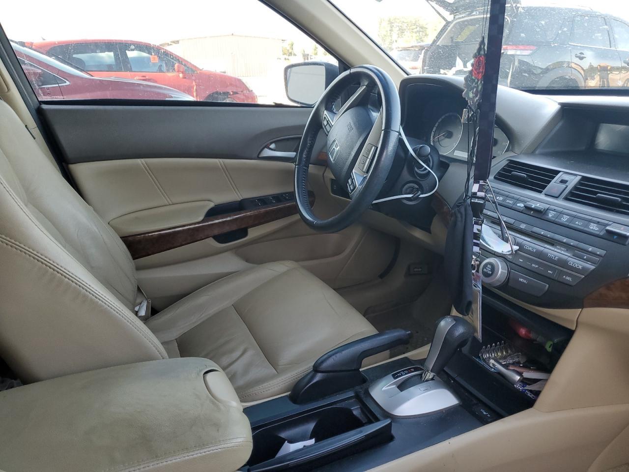 2010 HONDA ACCORD EXL - Image 7