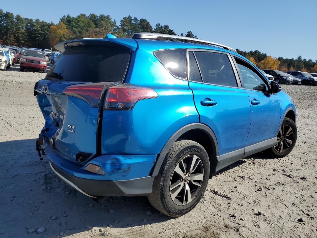 2016 TOYOTA RAV4 XLE - Фото 3