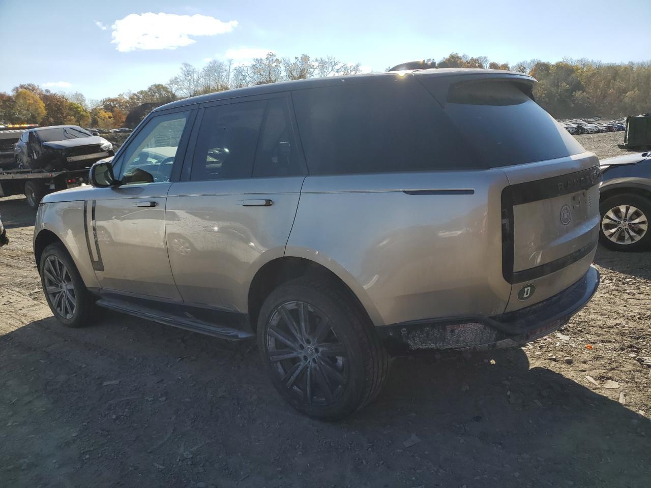 2023 LAND ROVER RANGE ROVE - Image 2