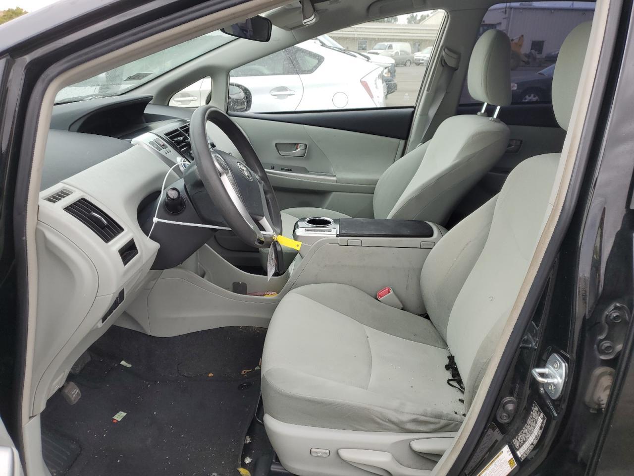 2013 TOYOTA PRIUS V - Фото 7