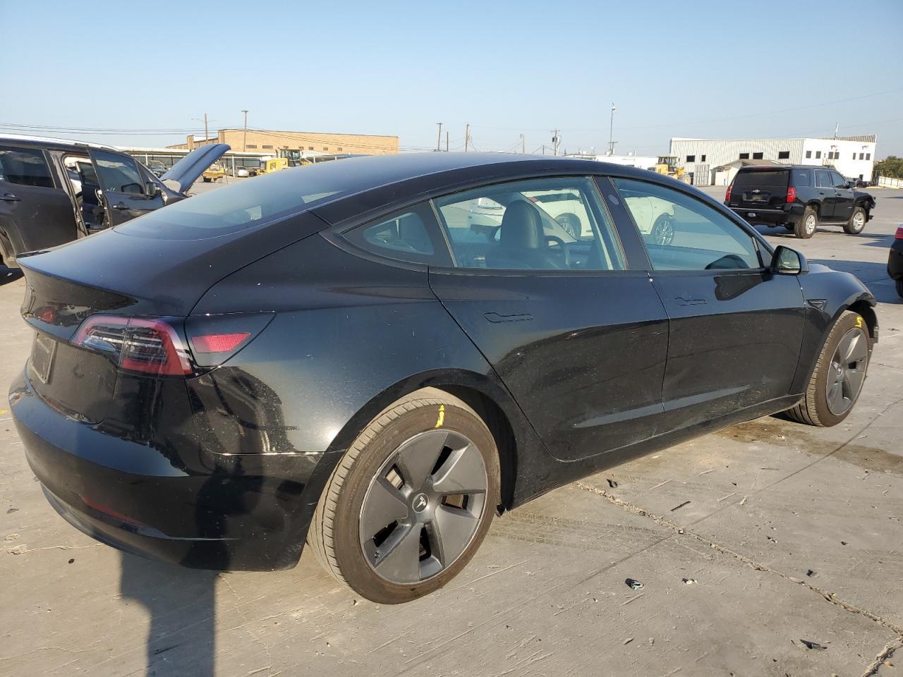 2023 TESLA MODEL 3 - Фото 3