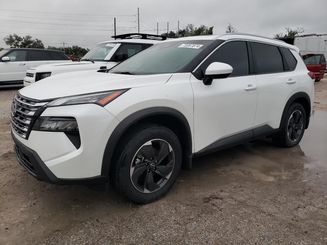 2024 NISSAN ROGUE SV
