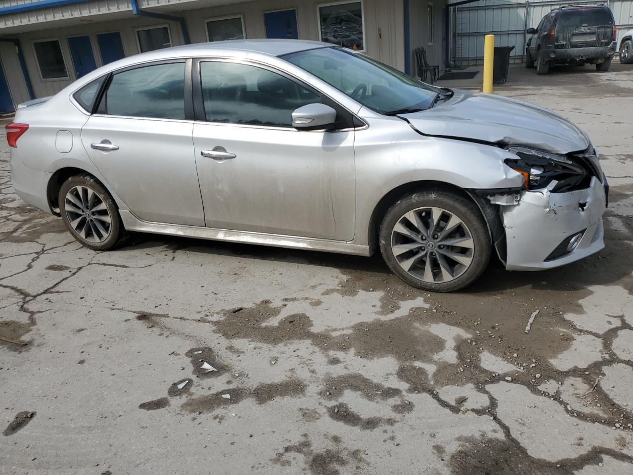 2018 NISSAN SENTRA S - Фото 4