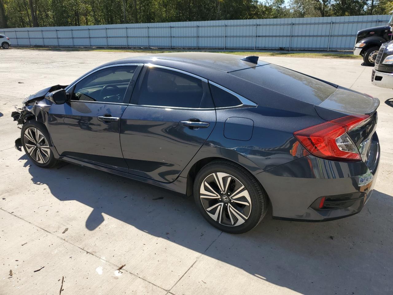 2018 HONDA CIVIC EX - Image 2