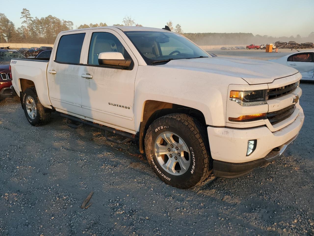 2017 CHEVROLET SILVERADO - Фото 4