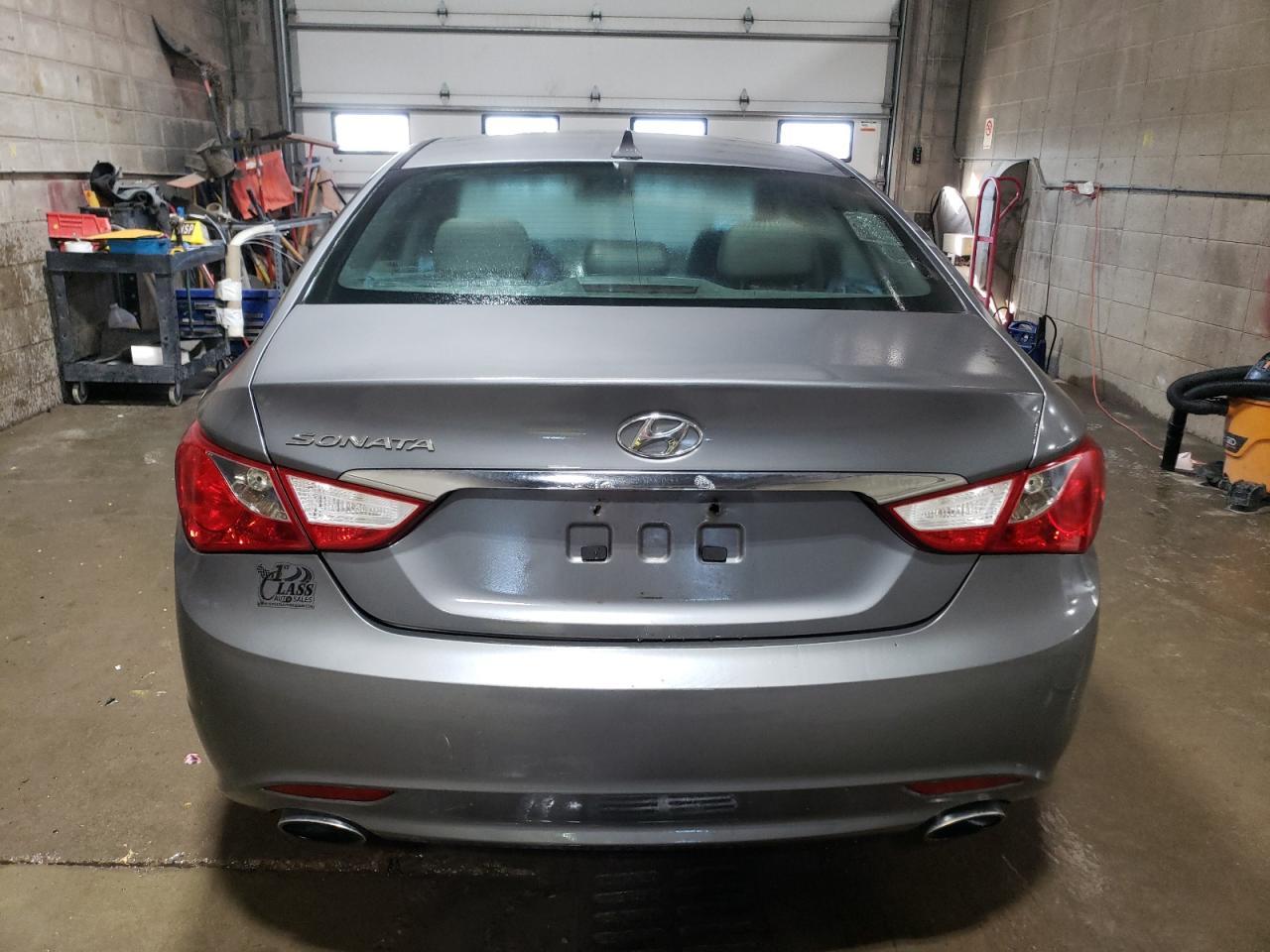 2011 HYUNDAI SONATA SE - Фото 6