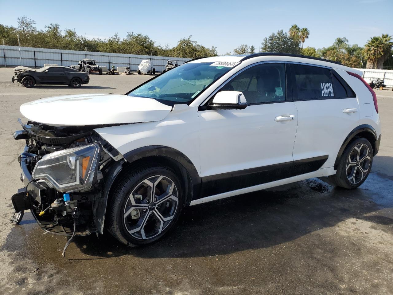 2023 KIA NIRO EX