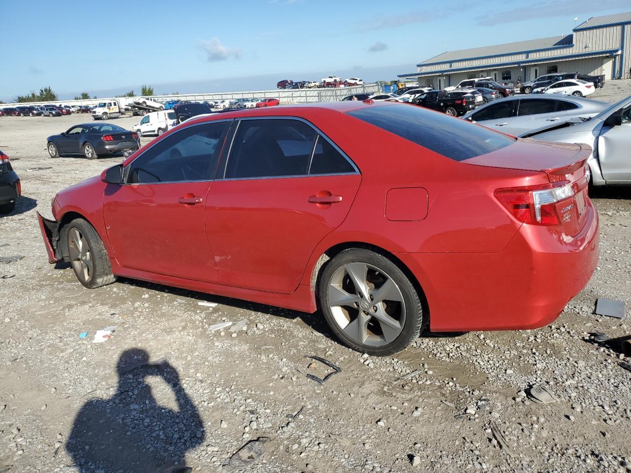 2012 TOYOTA CAMRY BASE - Фото 2