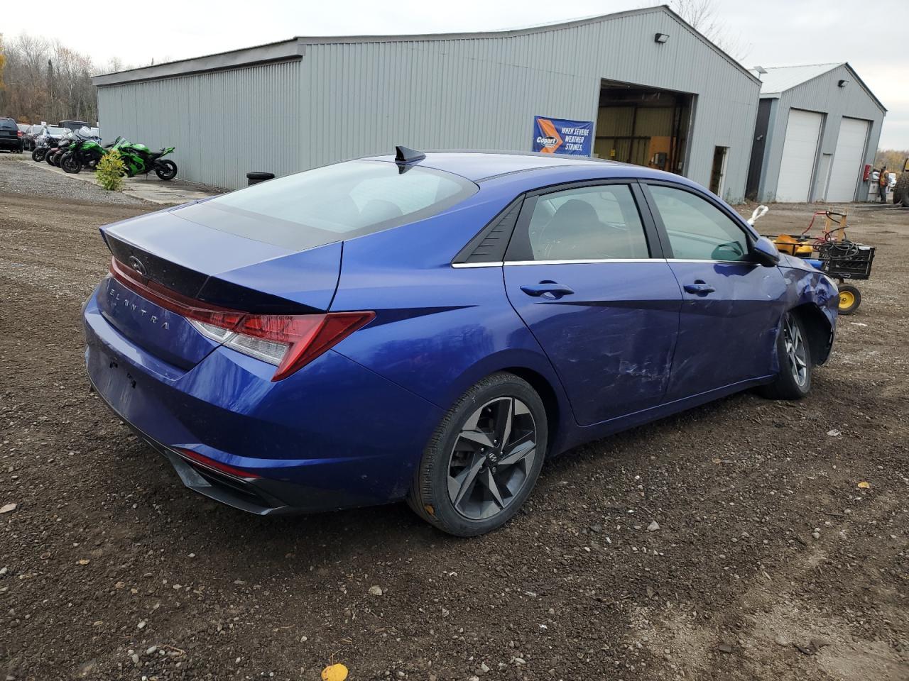 2023 HYUNDAI ELANTRA SE - Image 3