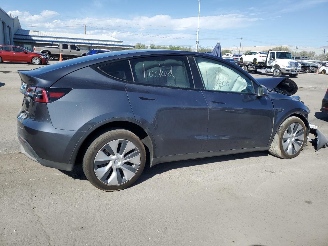 2023 TESLA MODEL Y - Image 3