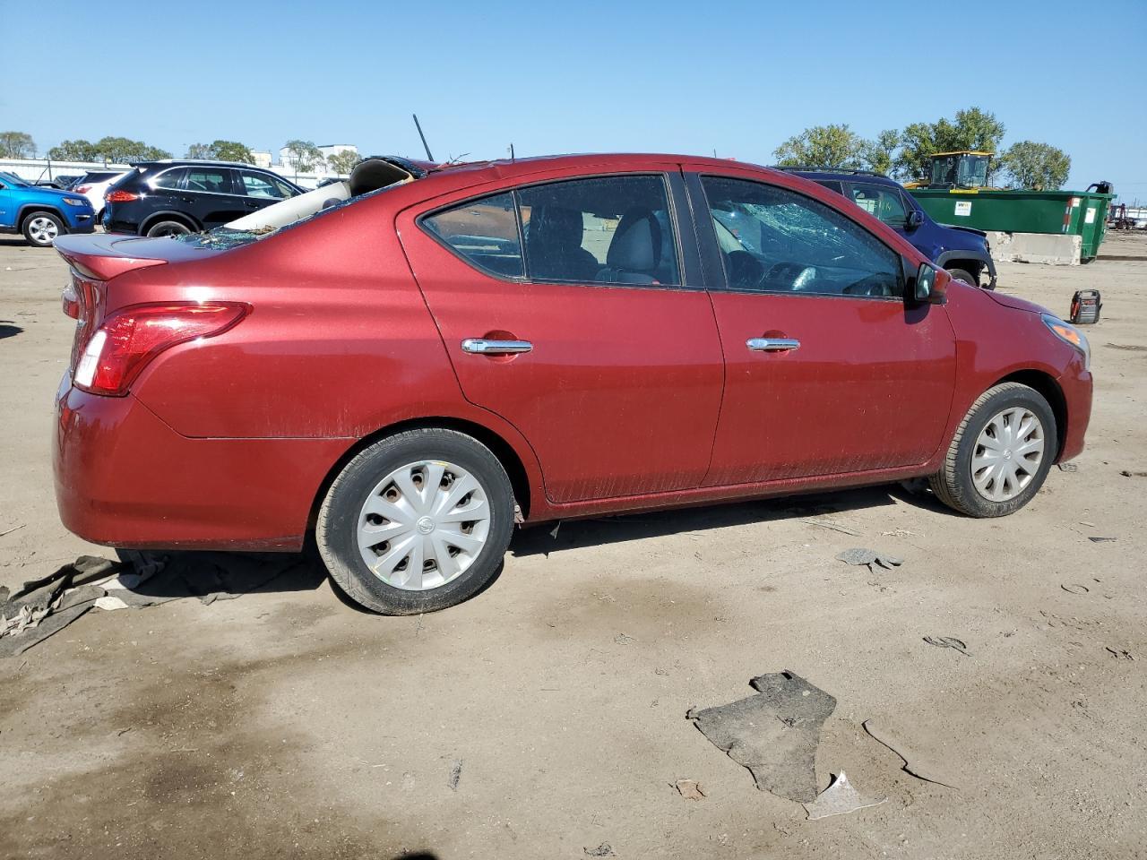 2016 NISSAN VERSA S - Фото 3