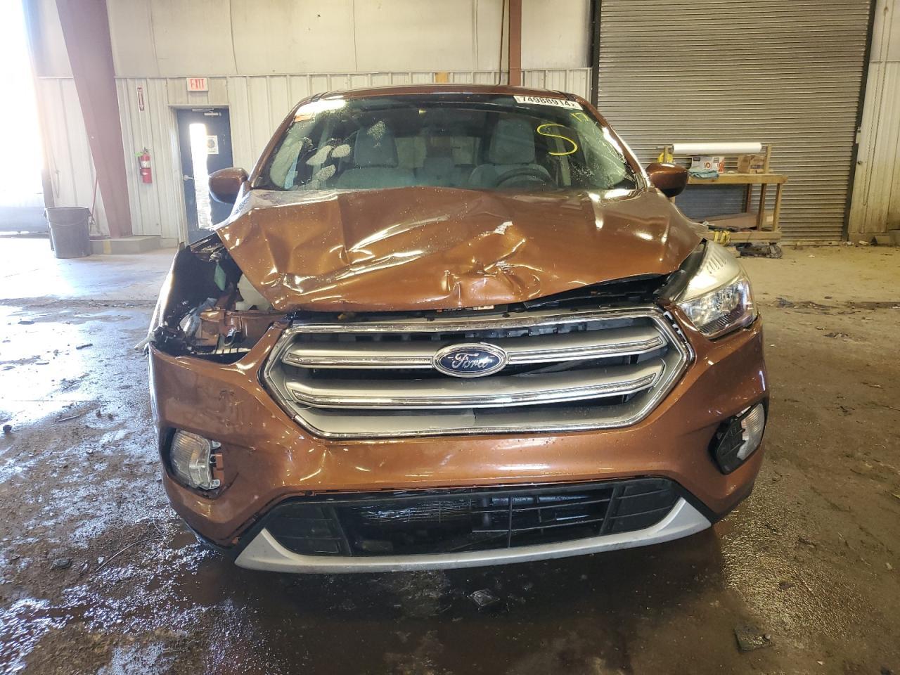 2017 FORD ESCAPE SE - Фото 5