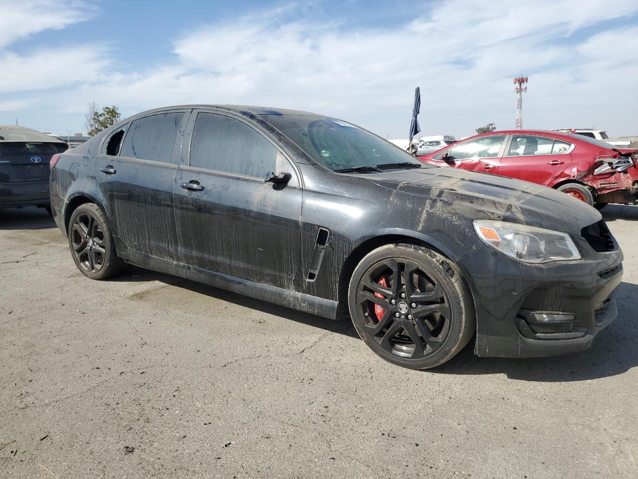 2017 CHEVROLET SS - Image 4