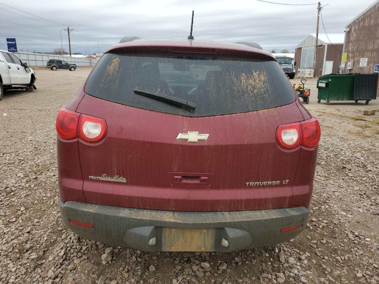 2011 CHEVROLET TRAVERSE L - Фото 6