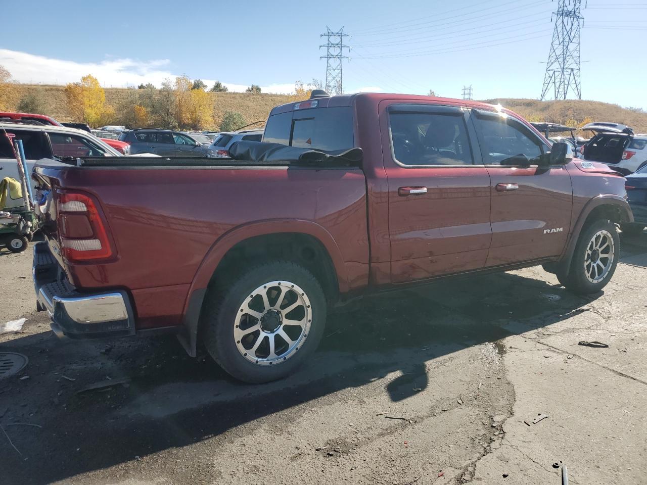 2019 RAM 1500 LARAM - Фото 3