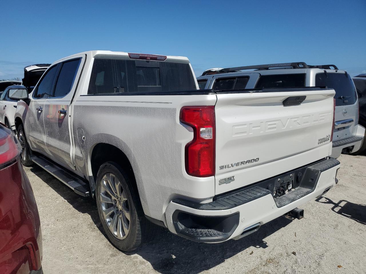 2019 CHEVROLET SILVERADO - Фото 2