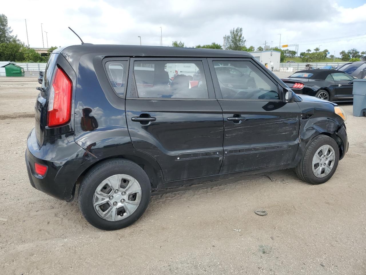 2013 KIA SOUL - Image 3