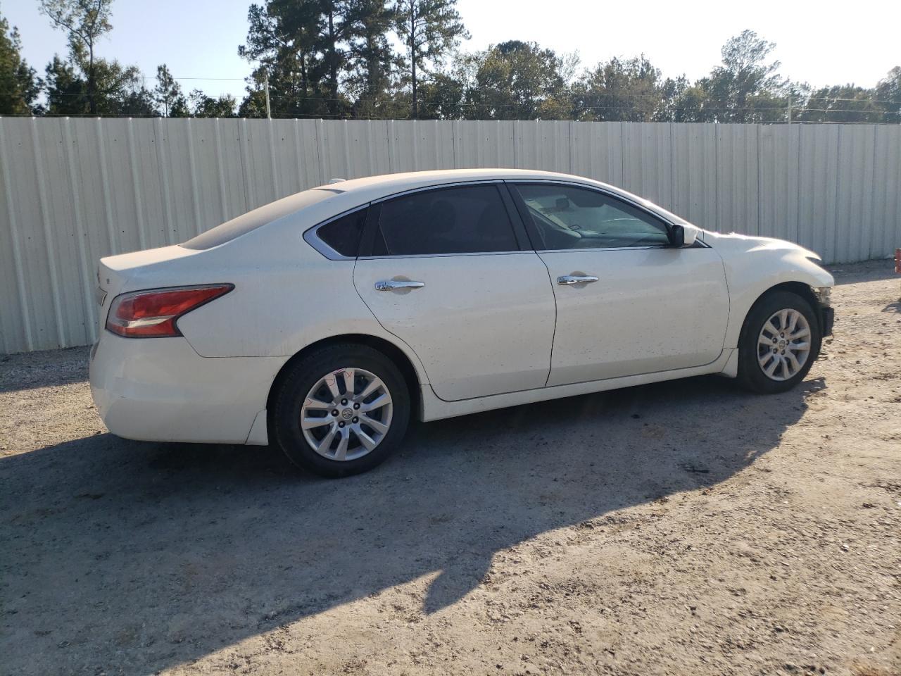 2015 NISSAN ALTIMA 2.5 - Фото 3