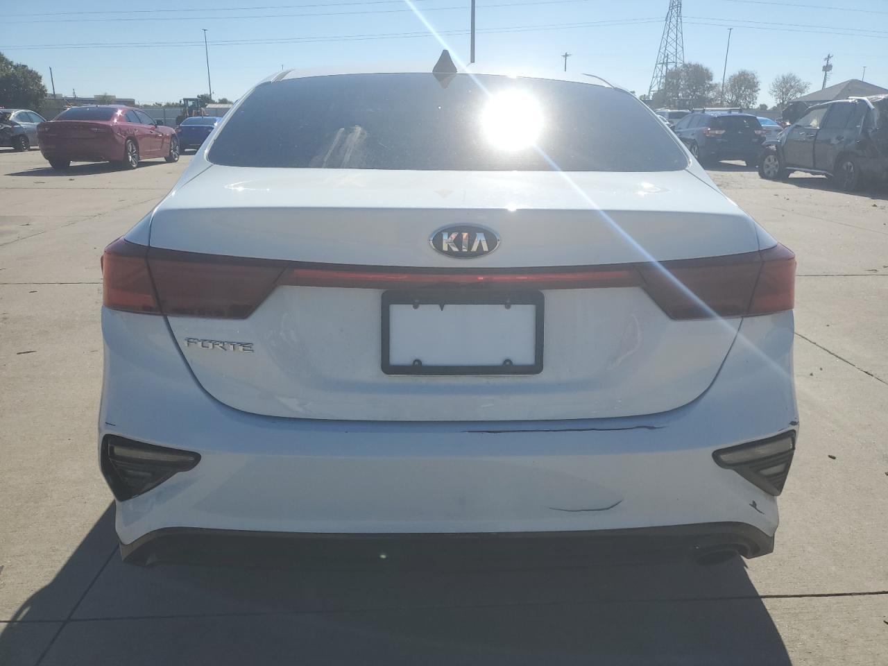 2020 KIA FORTE FE - Image 6
