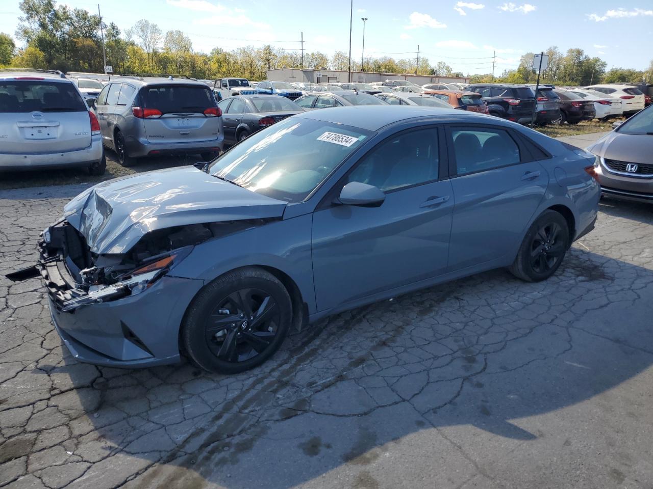 2022 HYUNDAI ELANTRA SE