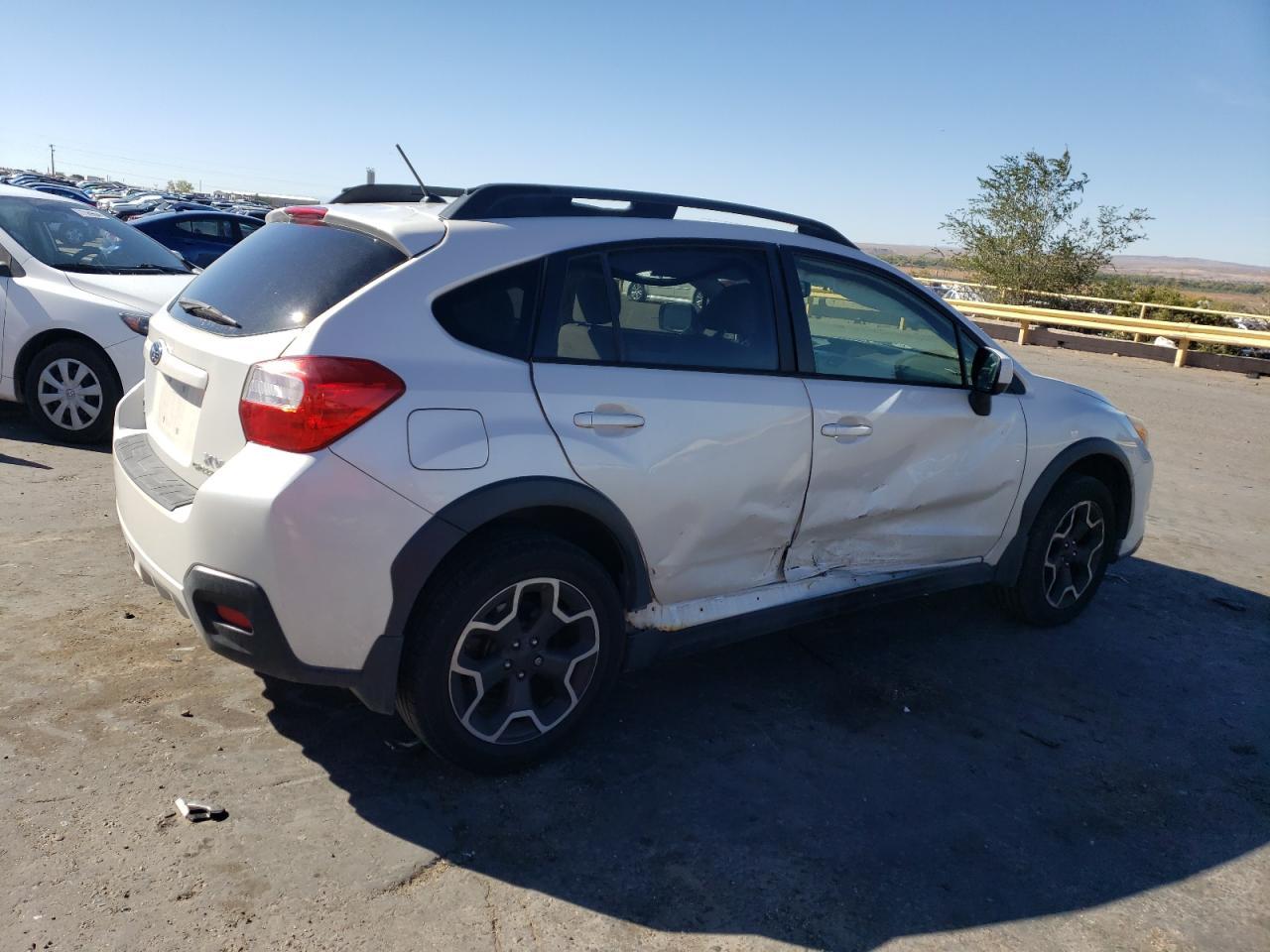 2014 SUBARU XV CROSSTR - Image 3